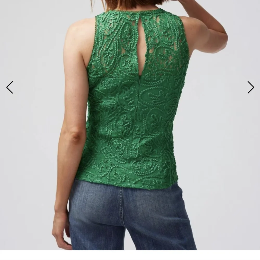 WHBM Lace Shell - Picture 3 of 10